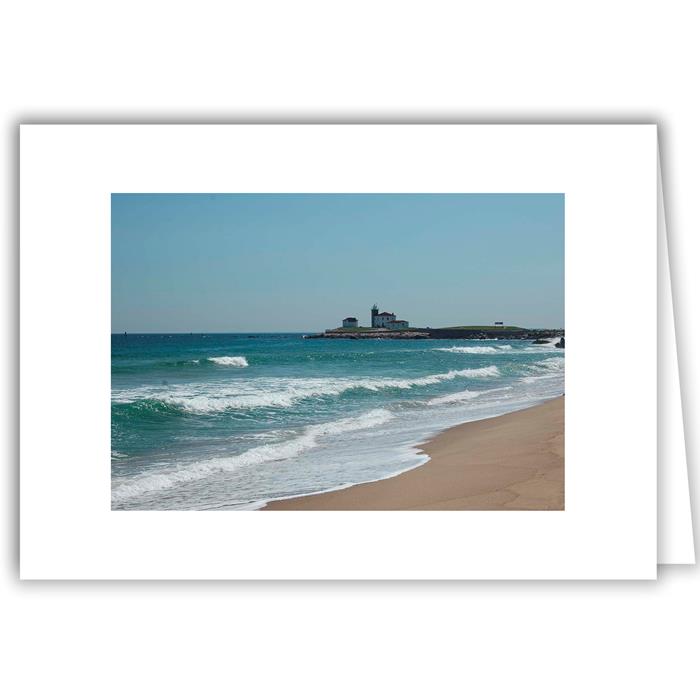 Helen Eddy photo card - Beavertail Lighthouse, Jamestown, RI - Item 141d-73