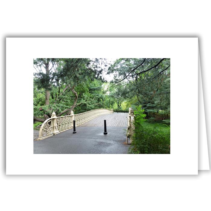 Helen Eddy photo card - Pinebank Arch, Central Park, NY - Item 200d-76